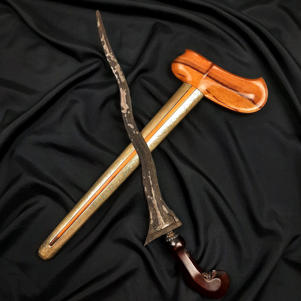 Keris Pulanggeni Luk 5 Tangguh Singosari Original Keris Dunia